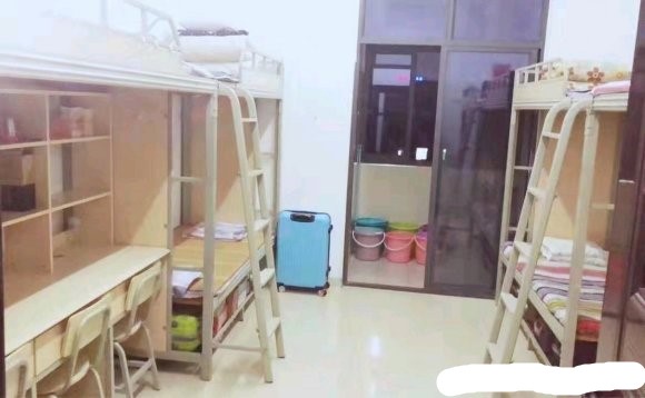 湖南劳动人事职业学院宿舍条件怎么样—宿舍图片内景
