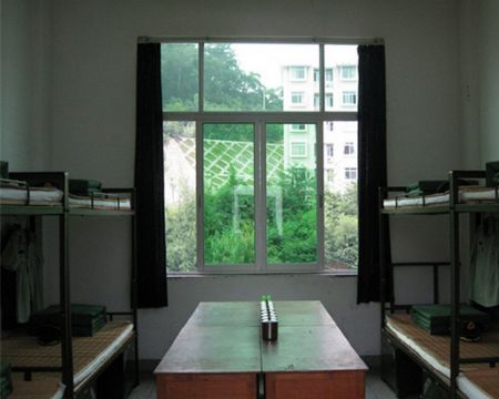 中国人民警察大学宿舍条件怎么样—宿舍图片内景