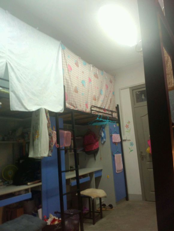 南京大学金陵学院宿舍条件怎么样—宿舍图片内景