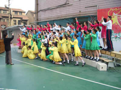 上海新世纪小学校园风景1