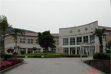 重庆女子职业高级中学校园风景1