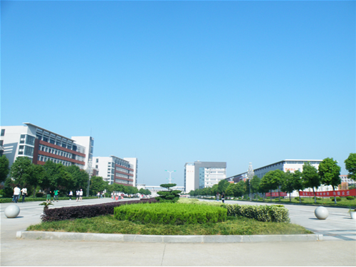 武汉汽修学校