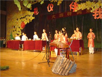 北京市石景山区师范学校附属小学参加石景山区礼仪表演