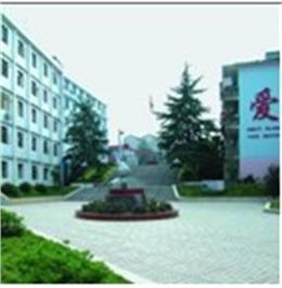 咸宁市东方外国语学校
