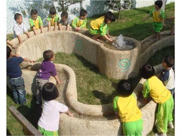 深圳南澳街道中心幼儿园戏水池