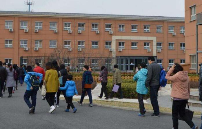 北京市中关村外国语学校照片4