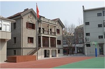 上海市清华中学标志