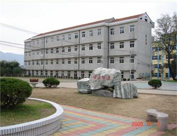 武汉市黄陂区第三中学照片